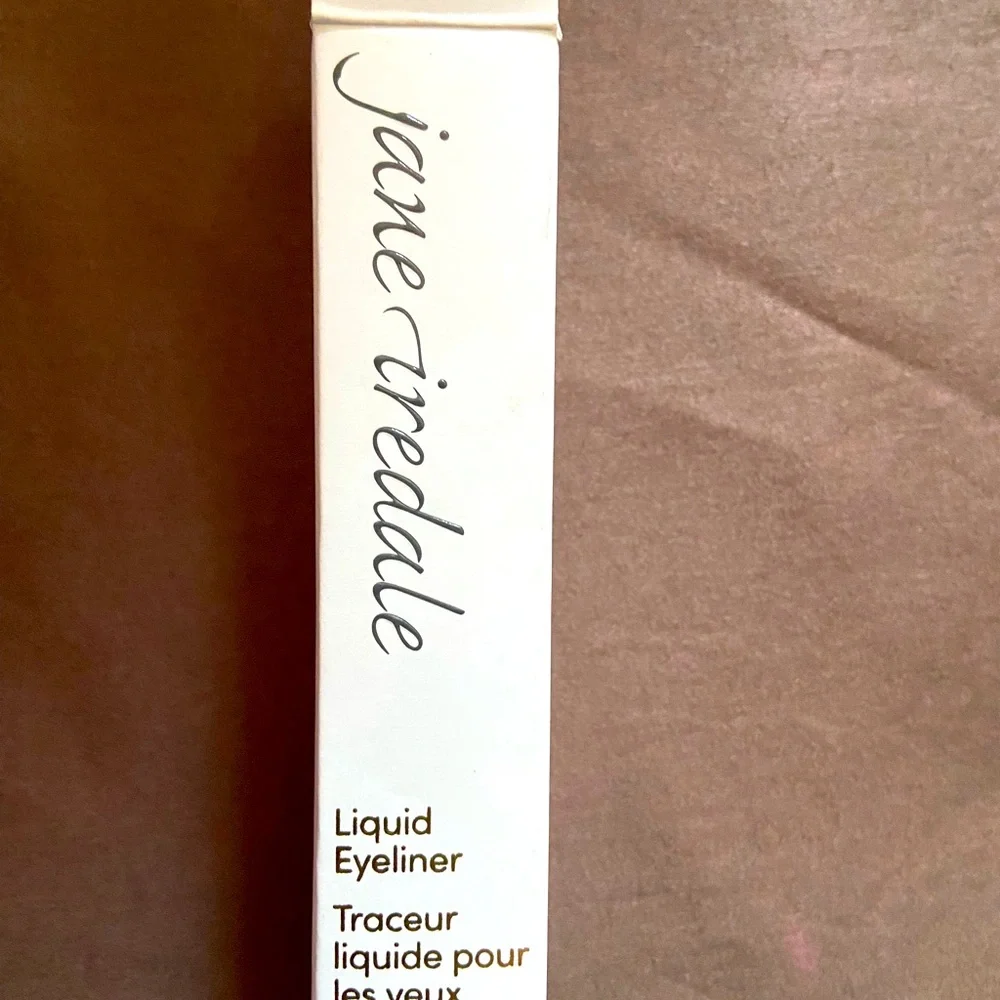 Jane iredale liquid eyeliner